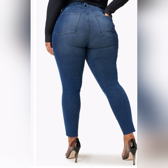 new Good American Waist Raw Hem Skinny Jeans color bue 867 size 2 - Picture 2 of 3